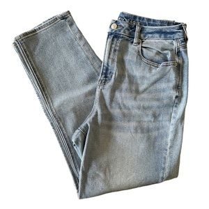 American Eagle Stretch Curvy Mom Jeans